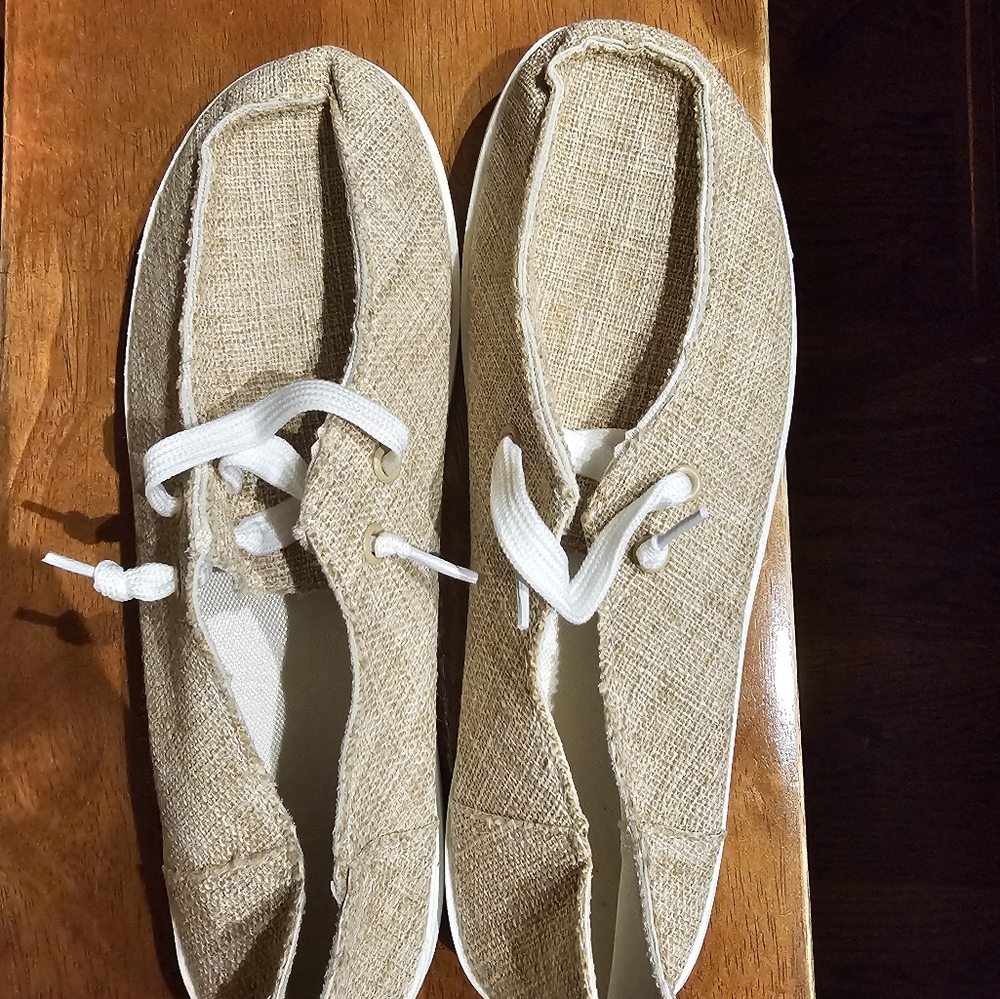 Temu Brand Hey Dudes